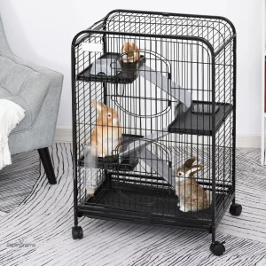 Espace de vie aéré pour lapin sur trois niveaux
