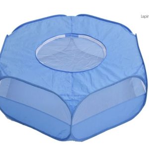 Clapier pour lapins en jardin, espace sécurisé et confortable