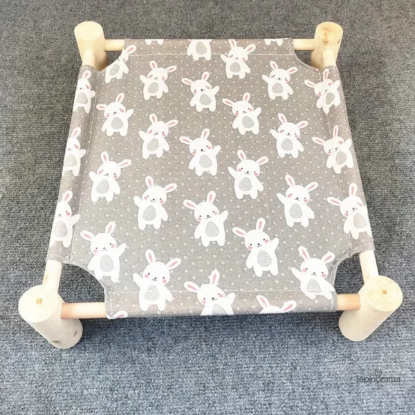 Lit Lapin en bois, parfait pour la chambre d'enfant