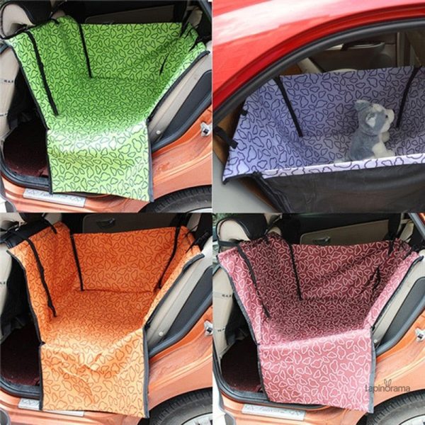 Lit en forme de voiture pour chambre d'enfant