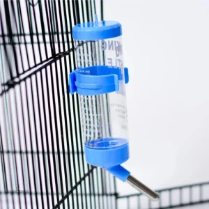 Distributeur d'eau pour lapins pratique et fonctionnel