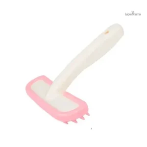 Peigne pour lapin conçu pour un entretien doux